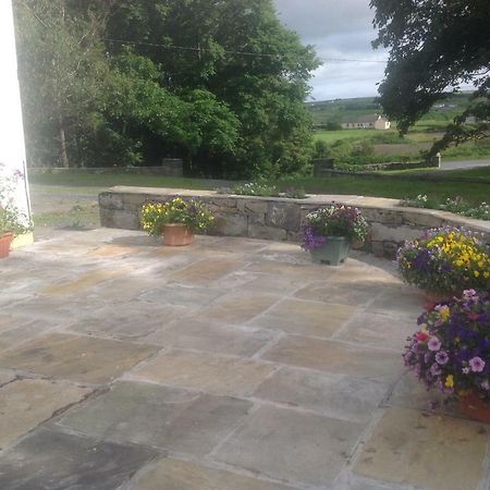 St. Catherines Doolin Bagian luar foto